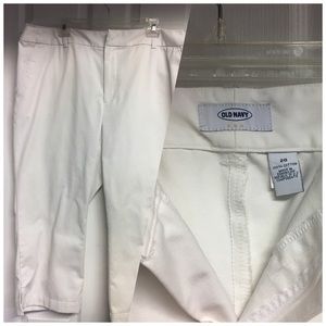 Old Navy White Capris Pants sz20